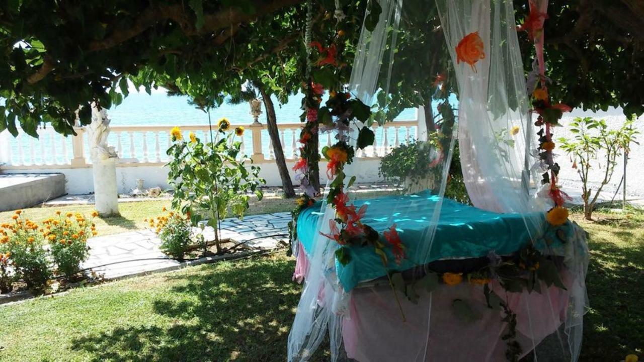 Villa Isabel Riza  Bagian luar foto